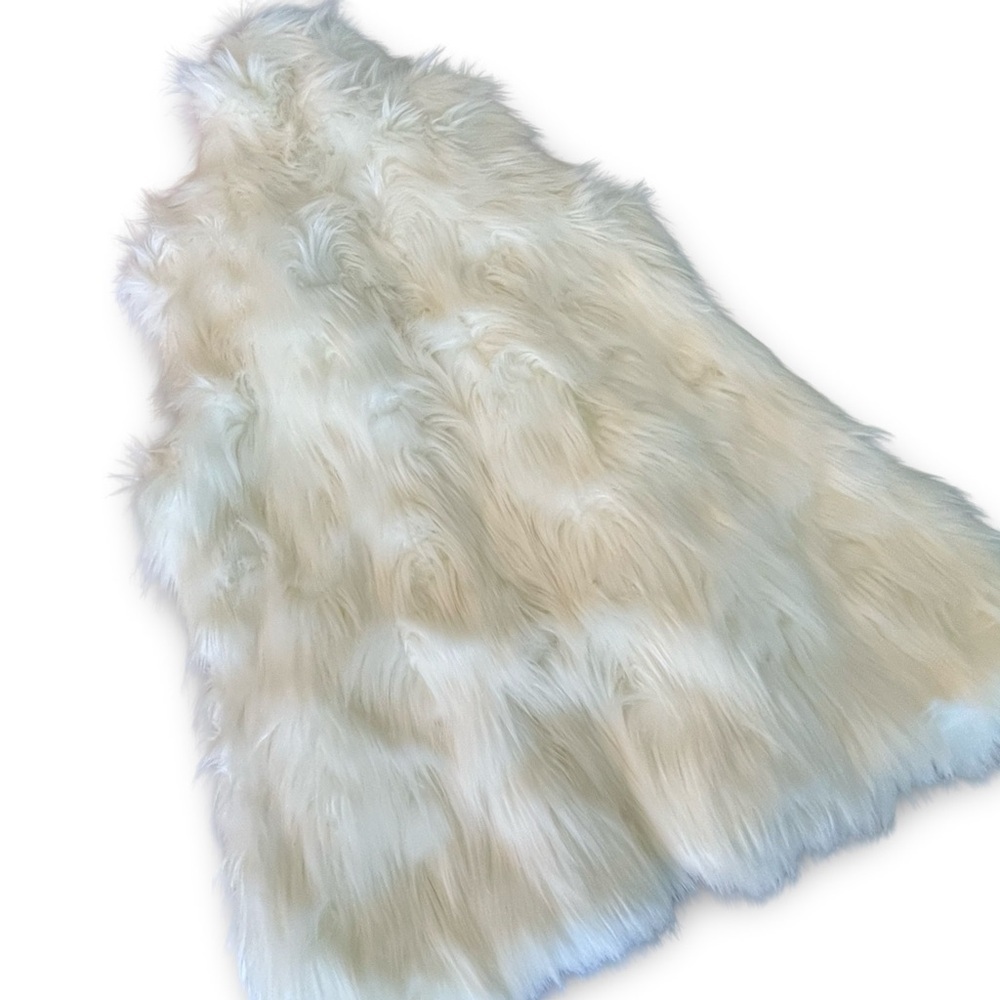 Adrienne Landau Shaggy White Faux Fur High Collar Vest - Picture 2 of 12